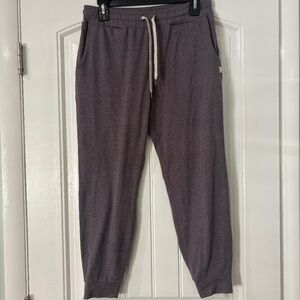 Vuori performance joggers